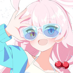 先生～見て見て～！サングラスだよ～！