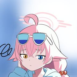 怒られたホシノ