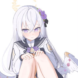 白洲アズサ