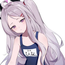 水着ヒナ