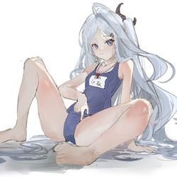 水着hina