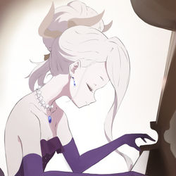 ヒナ（ドレス）