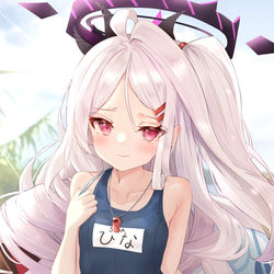 水着ヒナ