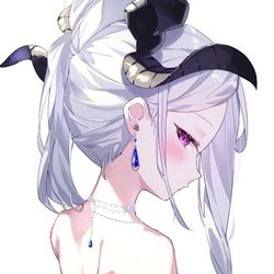 ヒナ