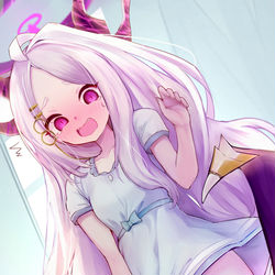 小２のドレス着るヒナちゃん