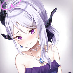 手を握って、ヒナ。