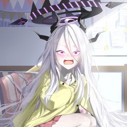 「おはよう、ヒナ」