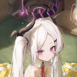 ヒナ