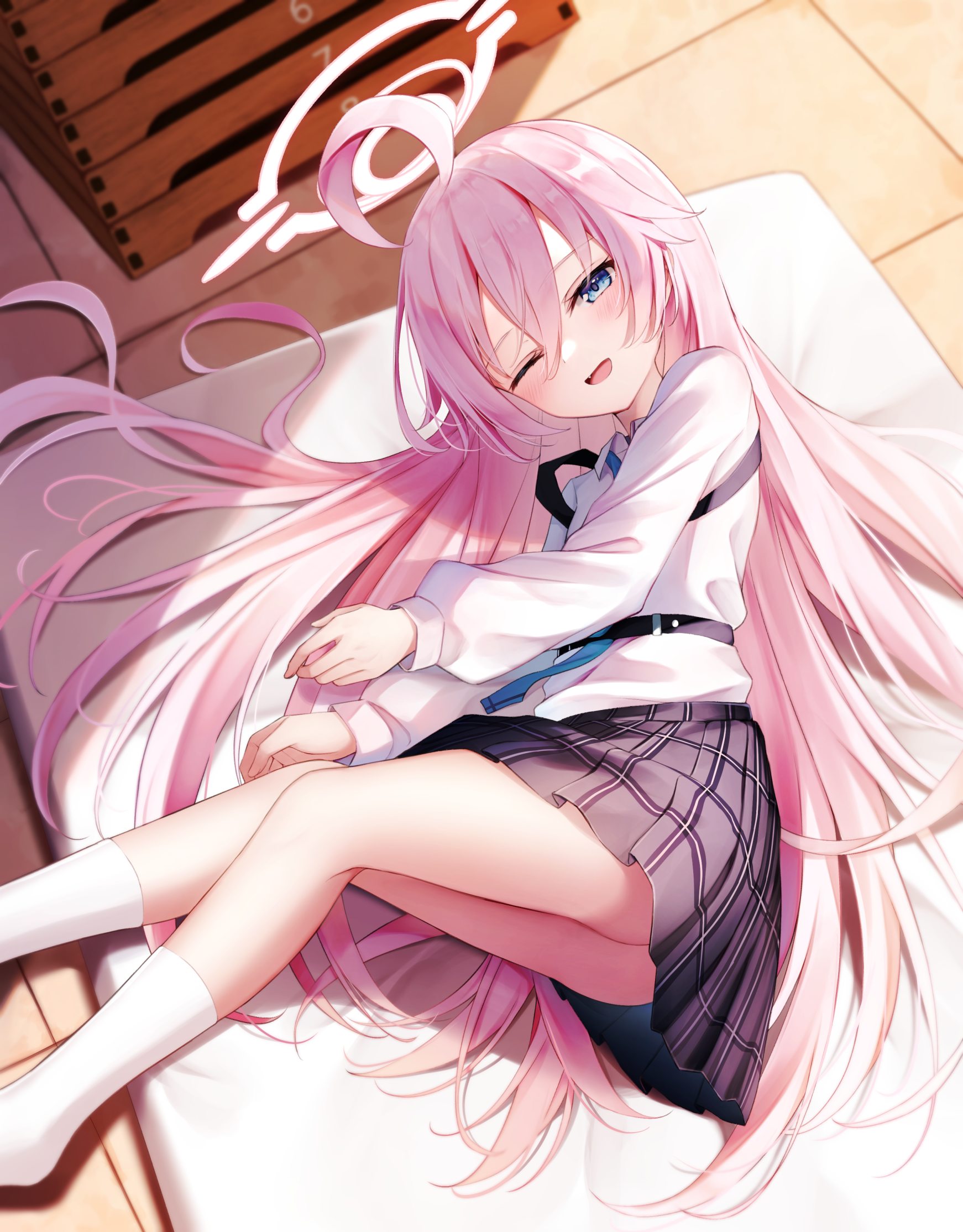 うへ…おはよ、せんせ～