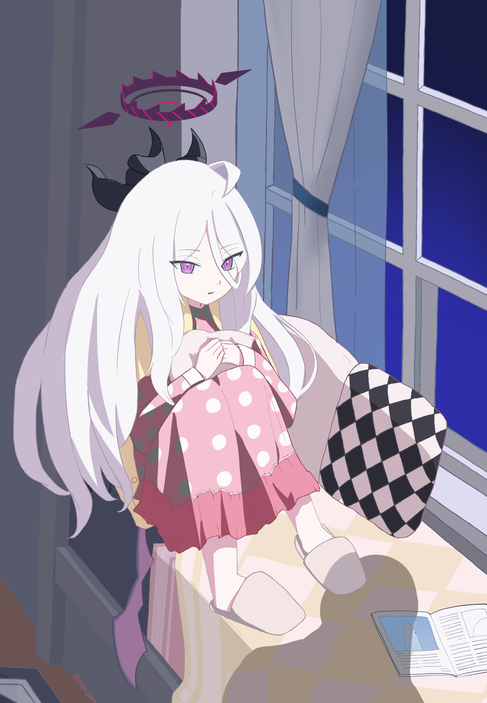 窓際のヒナ